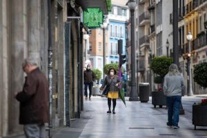 consumo españa cae un 30% en dos meses